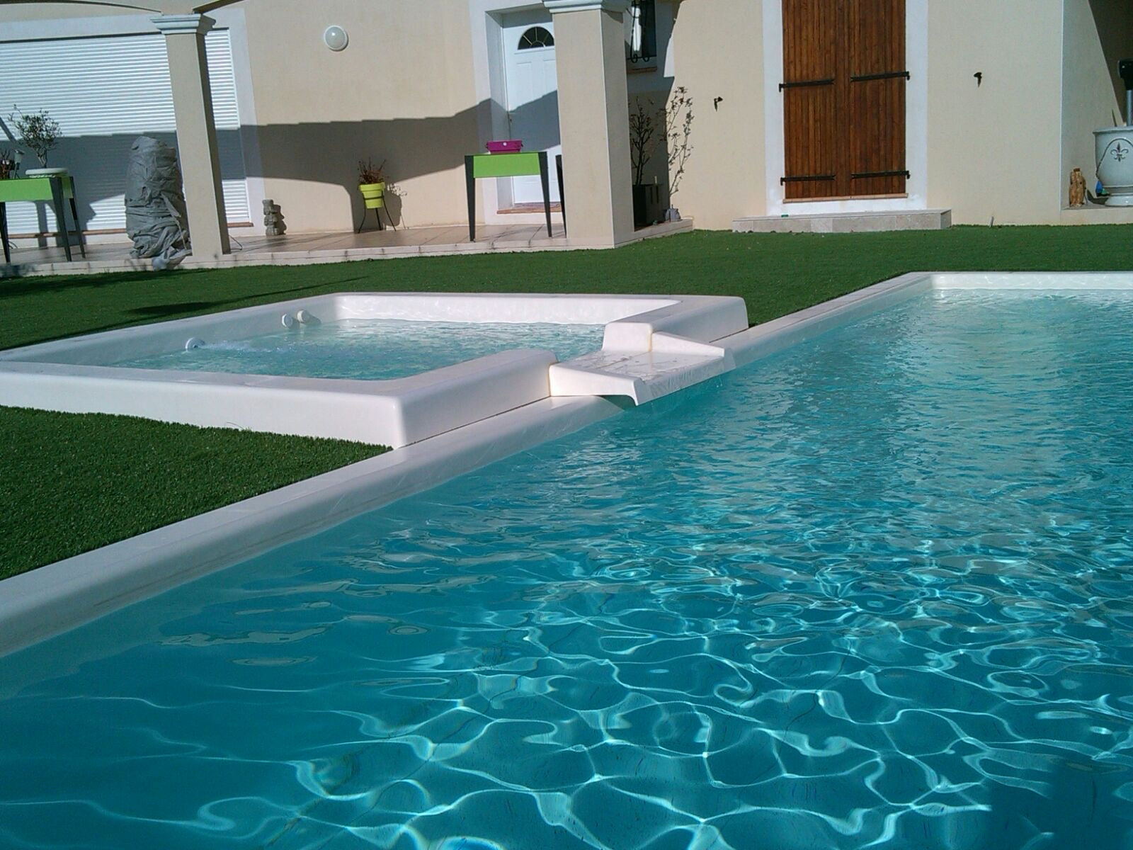 Piscina Prefabricada Modelo Cristal - Zen Pools